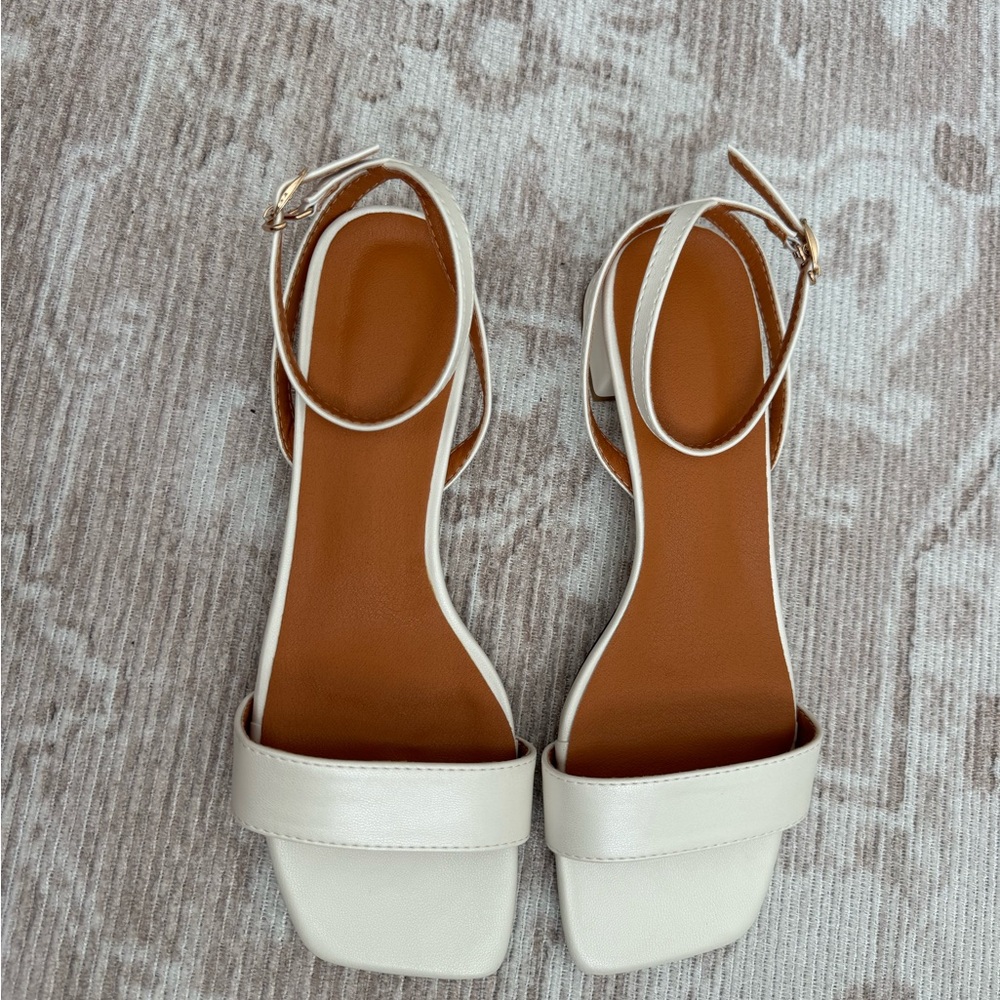 Elegant Cream Sandals with Adjustable Strap